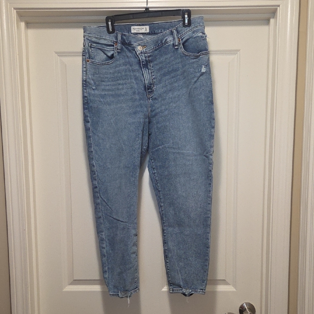 Abercrombie & Fitch Curve Love Super Skinny Ankle High Rise Jeans In 18/34 Short